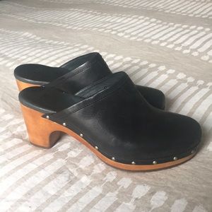 UGG wedge slides
